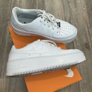 Women’s Nike Air Force 1 Sage Low